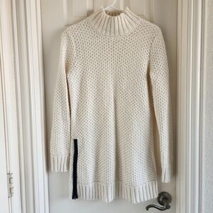 Banana Republic Cream Knit Asymmetrical Zip Sweater Size M Mockneck Fisherman